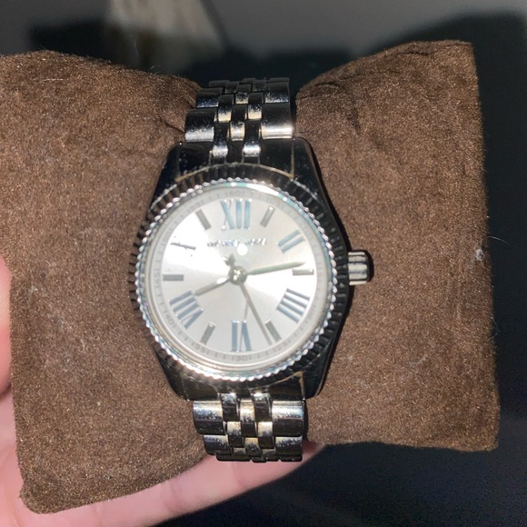 Silver Michael Kors Watch - Picture 2 of 4